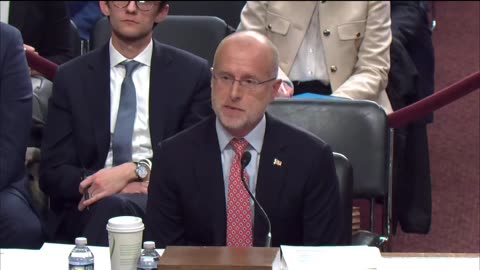 'Resign!' Dem calls on Trump's FCC chair to step down during fiery Senate hearing