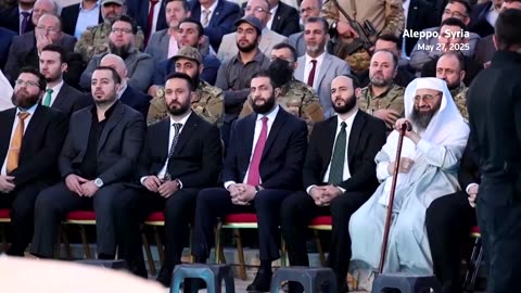 Syrian army tries to dislodge last Kurdish fighters from Aleppo