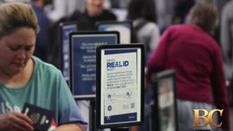 Staffing issues see U.S. flights delayed as shutdown persists