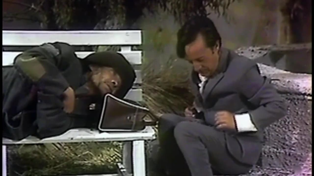 Chaves #05 - Ladrão que rouba ladrão - Remédio duro de engolir - Quem semeia moeda (1973)
