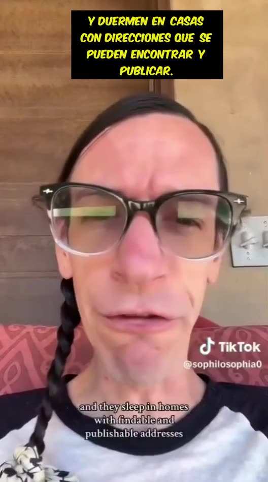 FREAK ALERT 🤬🤬🤬