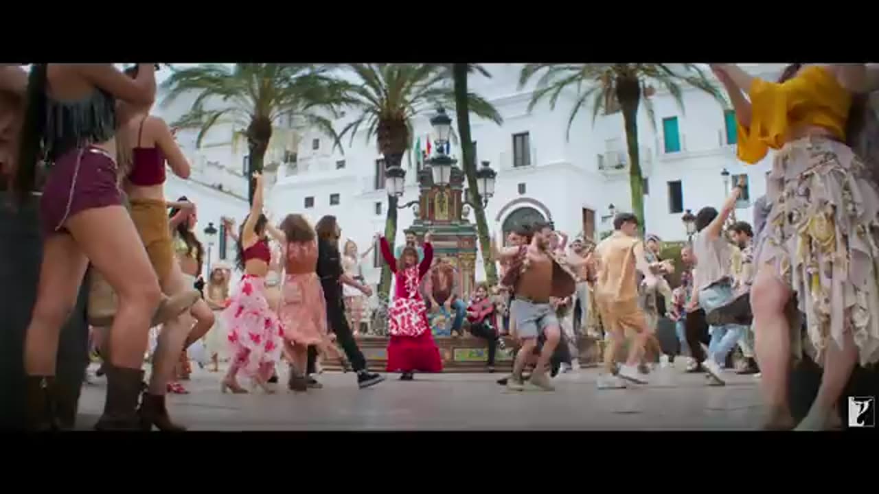 Jhoome-Jo-Pathaan-Song-Shah-Rukh-Khan-Deepika