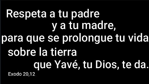 Corte de cabello a viejitos en el Cedif