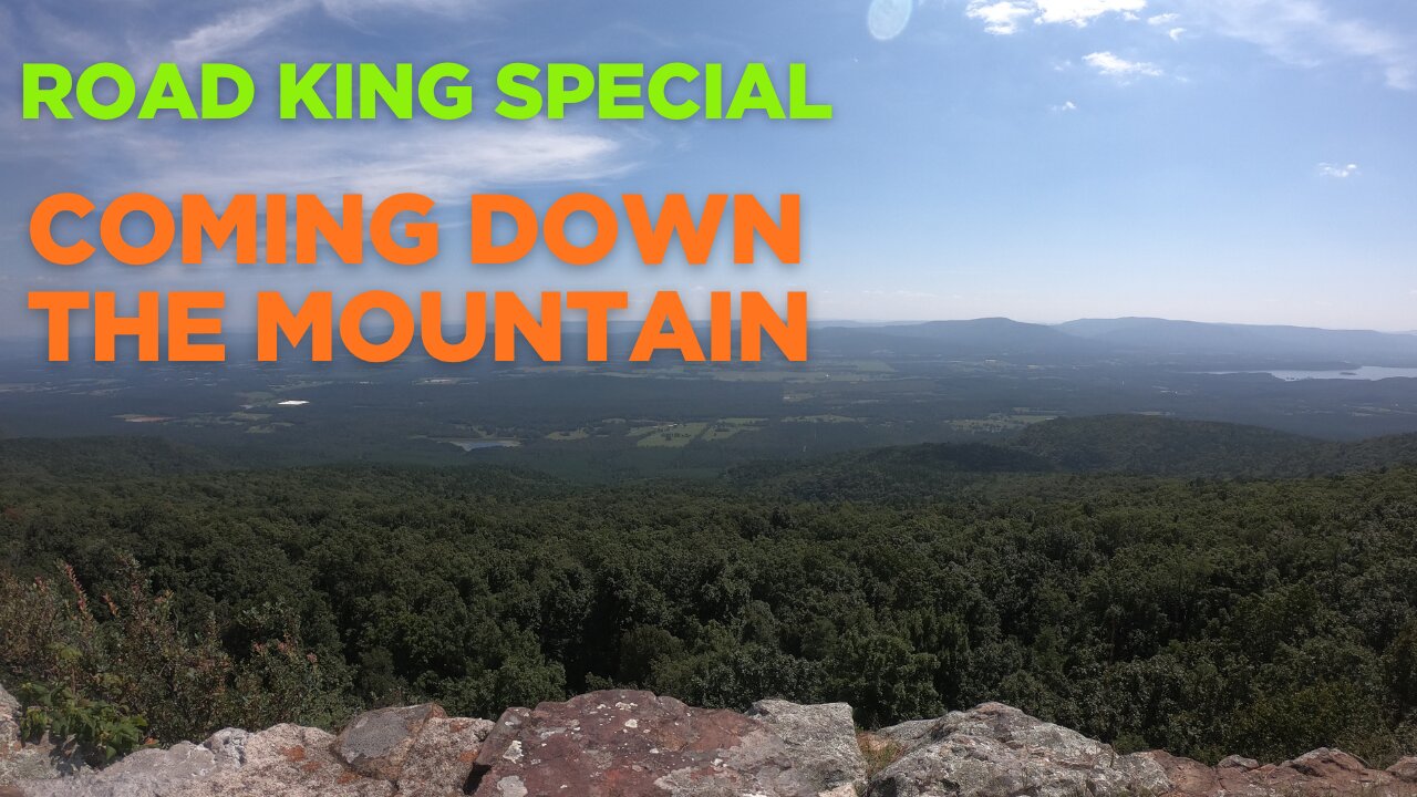 Road King Special Coming Down the Mountain