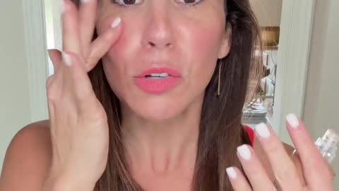 Capture Golden Hour All Day ☀️ Milk Hydro Grip + Glow