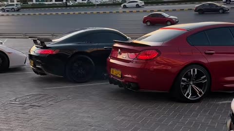 🤯💨 This Lamborghini Huracan Evo is a BEAST on the Track! | LuxurySportsCars