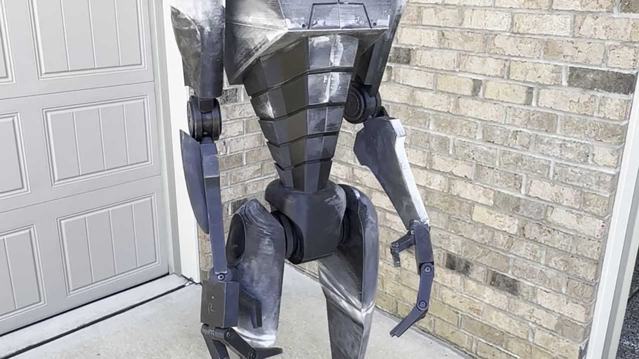 Commando Droid Sanding