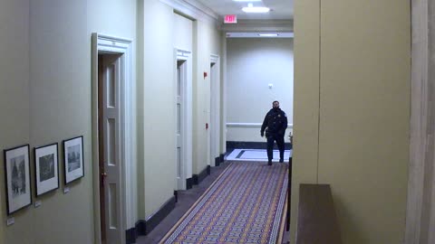 0200USCS02EastFrontCorridornearS206_2021-01-06_15h40min01s797ms.mp4