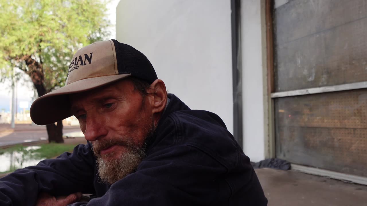 Lee 56 - Shares his struggles of living on the streets & just wanting a chance to start over