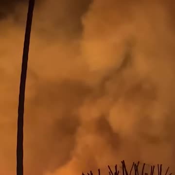 Wildfire Rages in Altadena, California