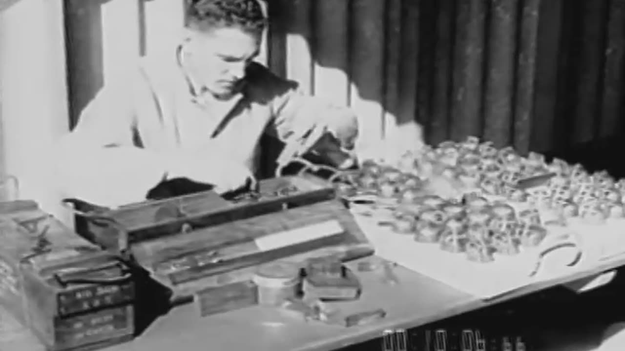 GRENADES A MILLION - GRENADES A MILLION - fc-fc-430