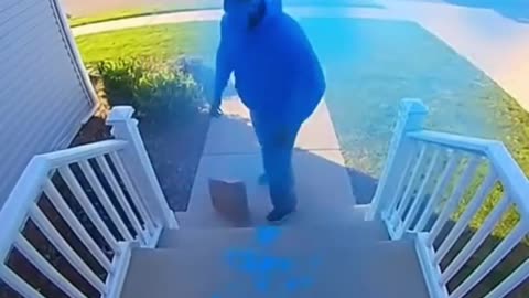 Porch Pirates get a colored revolt against their theivery! This is how you do it!