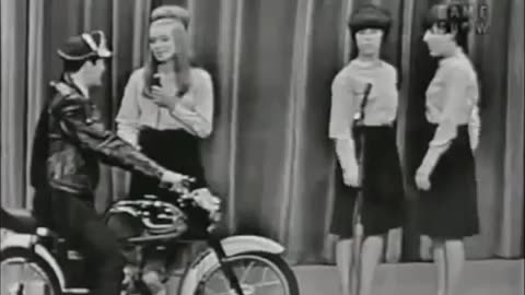The Shangri-Las - Leader of the Pack (1964) Stereo HQ Audio