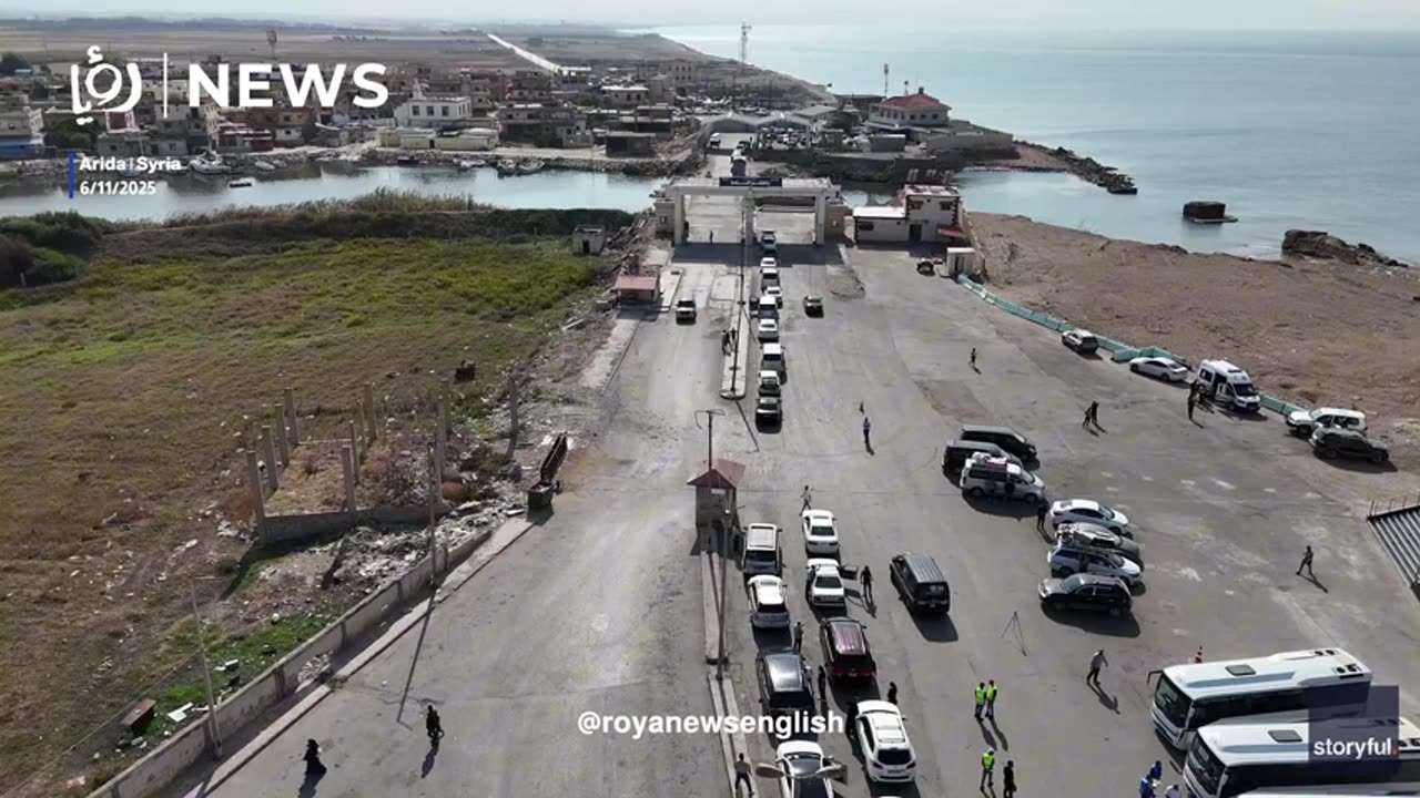 Hundreds of Syrian refugees return home from Lebanon (1)