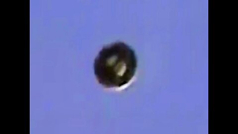 UFO recorded over Lake Havasu, AZ in 2010 (stabilized and enhanced)