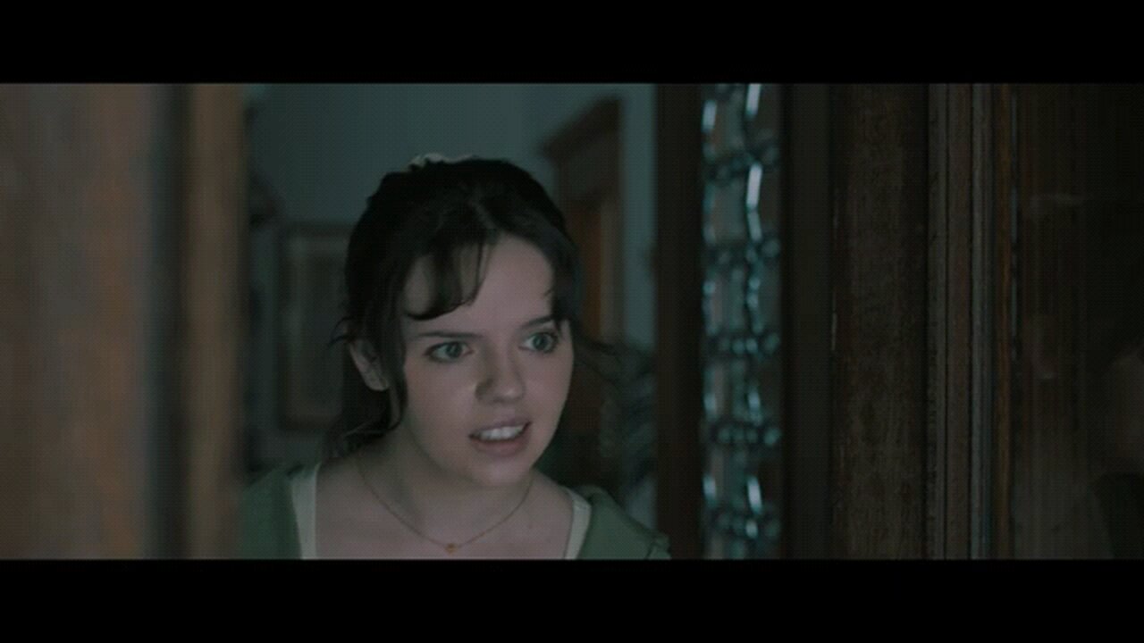 IT FEEDS - Official Trailer - In Theatres April 2025