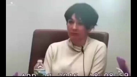 🚨 Ghislaine Maxwell outright lies when asked if she recruited underage