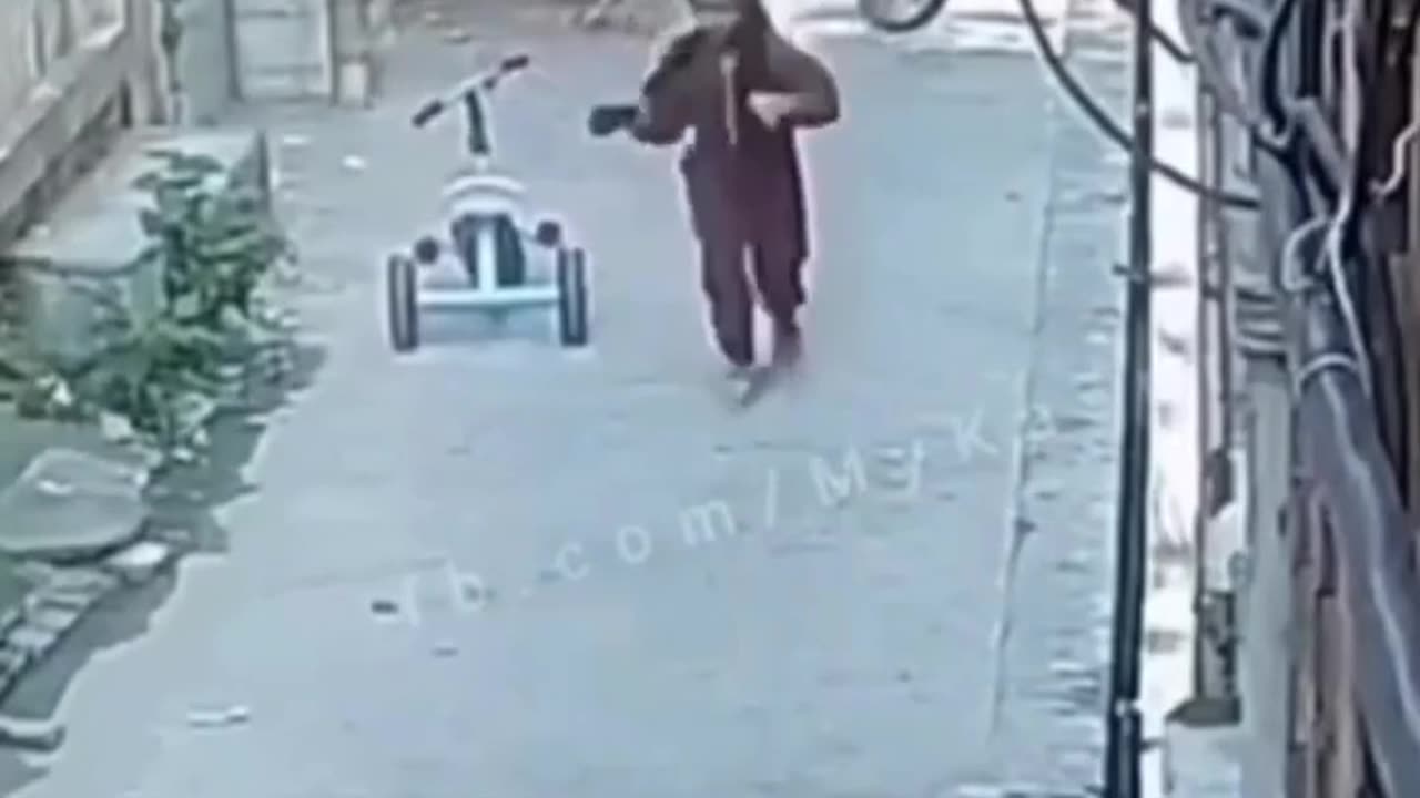 Horrible for any child to experience this on their own street..