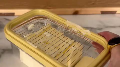 You’ll Never Struggle With Butter Again 🧈 Perfect Slices in Seconds!