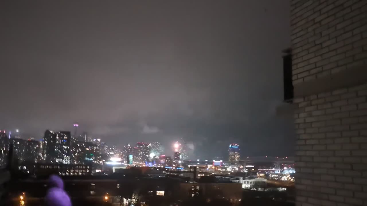 🇨🇦👽 UFO Over Toronto on New Year's Day! | TheTruthAbove