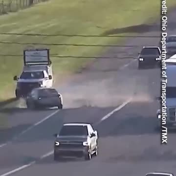 Safety Patrol Crew struck while on the shoulder of freeway in Columbus, OH