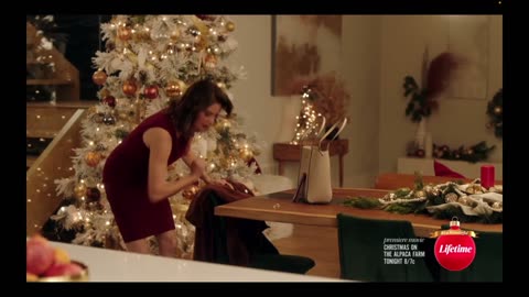 12 Days of Christmas Movies - 2nd Day - Teri Hatcher Puttin On Some Boots