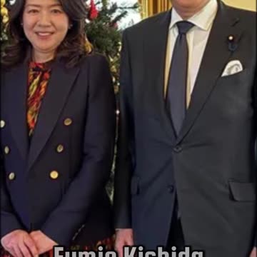 Perry and Trudeau Dine with Ex-PM Kishida