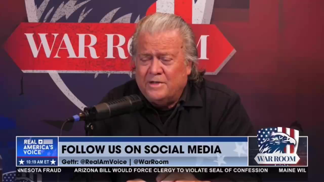 'Sick individual': Steve Bannon throws down at Lindsey Graham over war with Iran