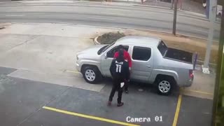 Video shows shootout at Atlanta gas station on Saturday
