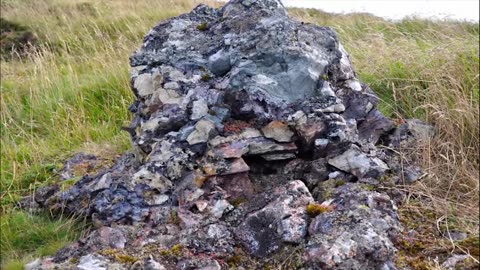 When the stones cried.Global heat strike, melted stones