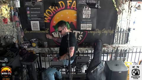 LIVE Music Everyday!