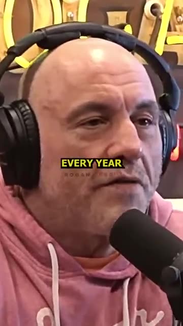 Rogan: I Still Have an iPhone 11