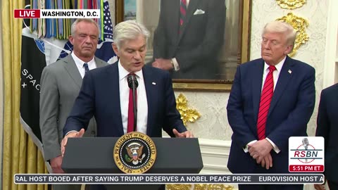 WATCH: President Trump Makes an Announcement - 10/10/25