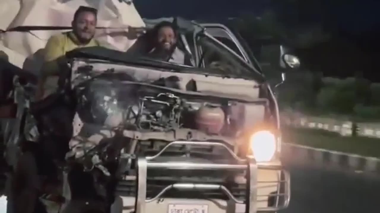🤯😮 This Van Was Crushed, But The Driver Was Still Alive! | FeedMyCuriosity