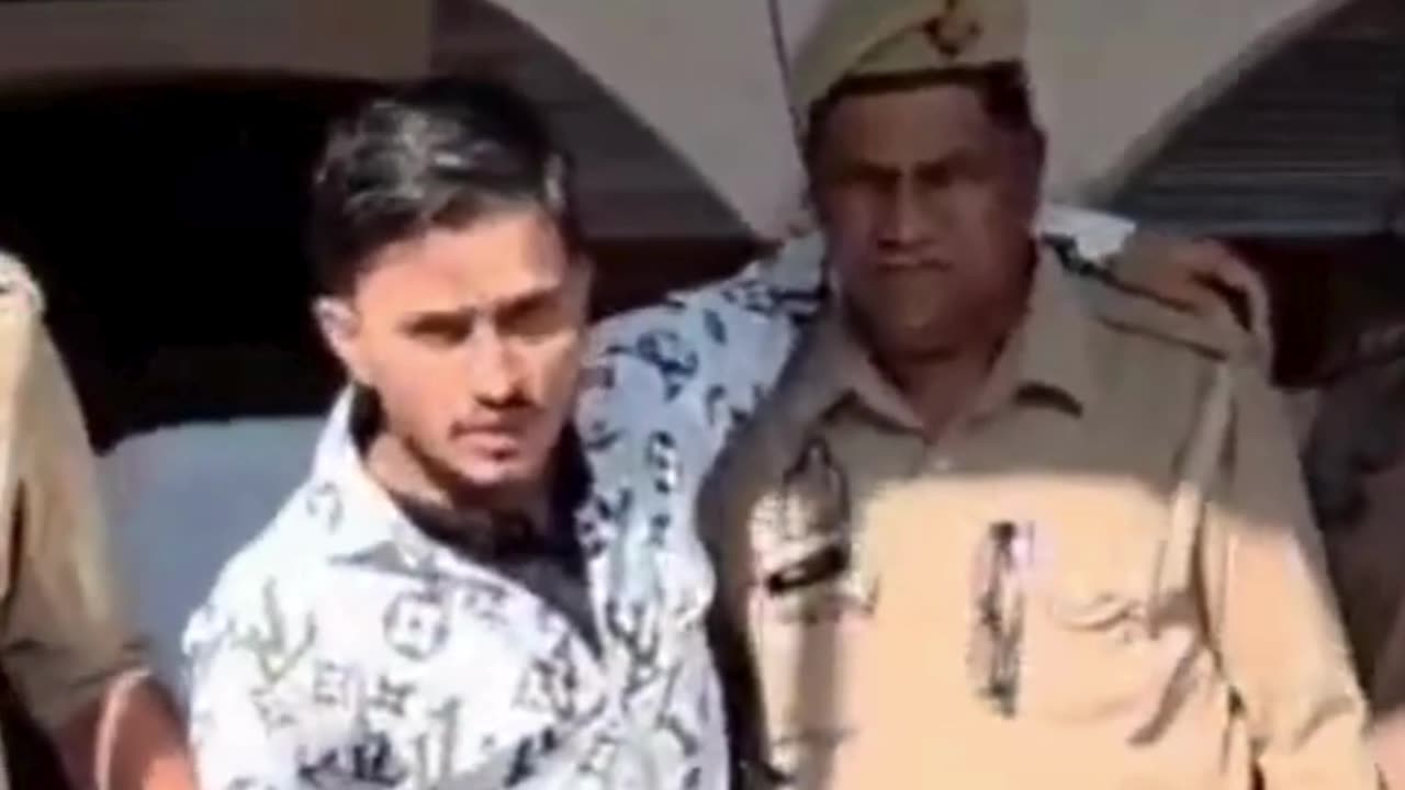 सऊदी अरब से सीएम योगी की एक फोटो एडिट कर दी थी, गाजियाबाद आते ही योगी पुलिस ने इलाज कर दिया