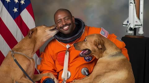 NASA’s Most Adorable Portrait & The Space Shuttle’s Final Journey