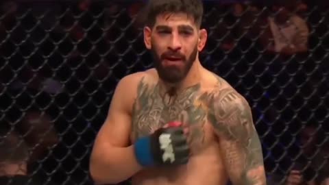 Ilia Topuria BRUTAL KNOCKOUT just 5s