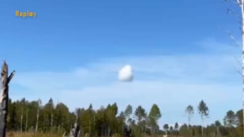 Un OVNI coloré a été repéré dans le ciel espagnol