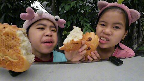 Eat Crab Bread • Duong cookie