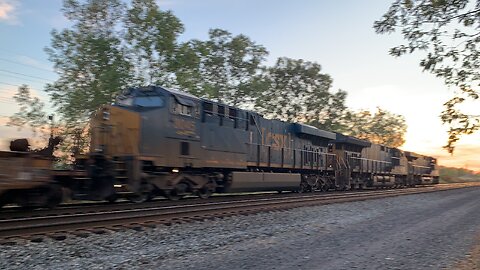 Triple engine CSX Train 3192, 3279 and 3045 head West