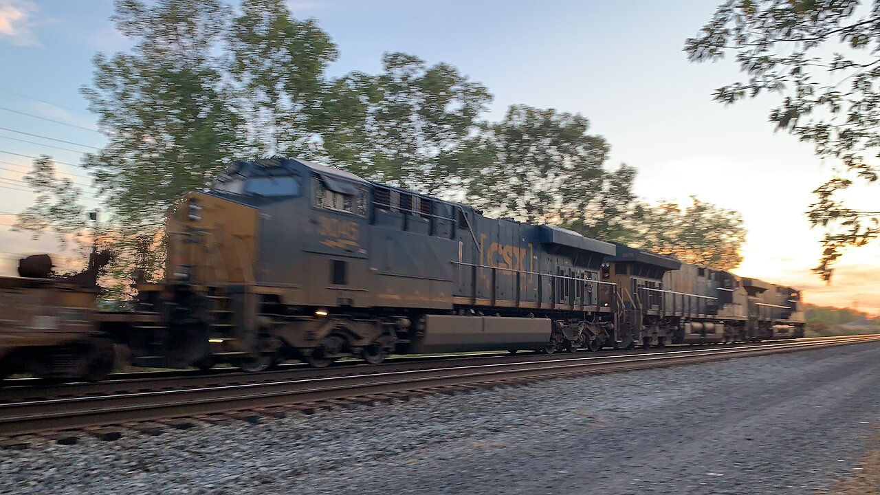 Triple engine CSX Train 3192, 3279 and 3045 head West