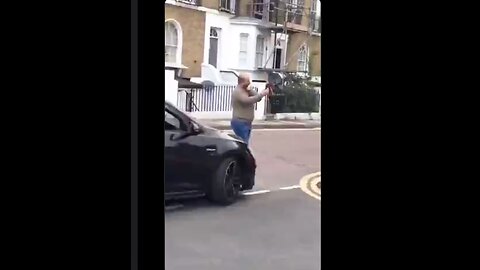 Cop gets stuck upside down on a fence and poops his pants. 🤣🤣🤣😳😆😆😆😆