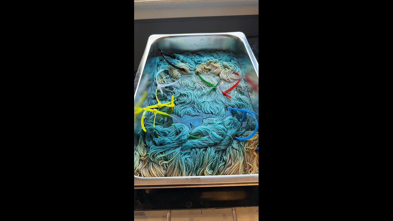 Dyeing Yarn