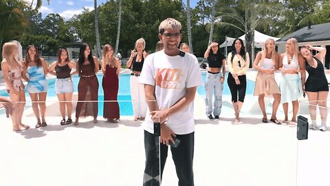 N3on Shocked When Every Girl Likes Him