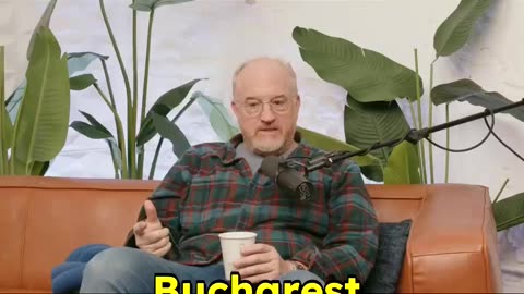 Comedy in Eastern Europe - Louis C K on 2 Bears 1 Cave #easterneurope #languages #comedy