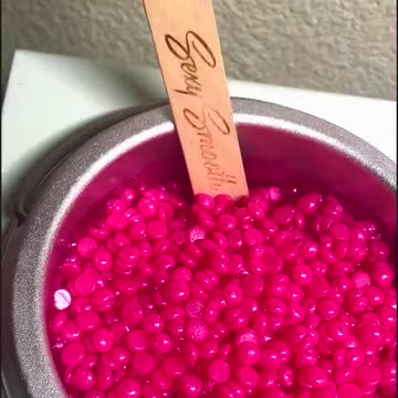 @_veautybyvee_ Melts Sexy Smooth Tickled Pink Hard Wax | Rosin-Free Vegan Wax Tutorial