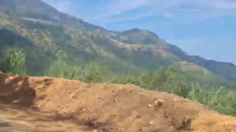 Ella Wellawaya- Sri Lanka's Most Scenic Mountain Road Trip #Ella Wellawaya #RoadTrip Clip 4