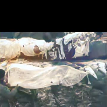 Allied soldiers' ingenious camouflage white bedsheets and cloth revealed #Colourized footage 🎥 🔍