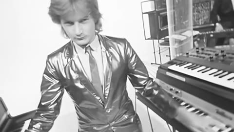 VIDEO KILLED SWEET CHILD O' MINE - THE BUGGLES VS GUNS N' ROSES - PAOLO MONTI MASHUP