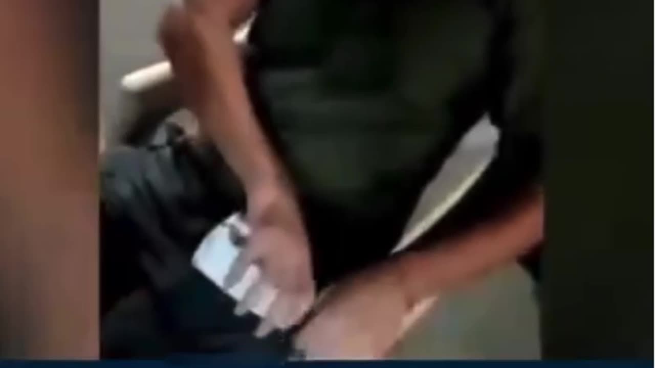 Zionist stealing an envelope of temple donation money from a massage parlor in Thailand